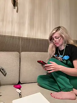 Snapshot of propertyofdaddy chatting on 17, 3, 2025 propertyofdaddy online show from 17, 3, 2025