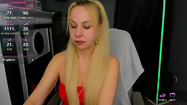 Snapshot of Anny_Jey_ chatting on 5, 3, 2025 Anny Jey online show from 5, 3, 2025