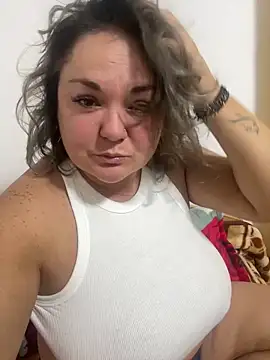 Snapshot of MikyVesela chatting on 27, 10, 2025 MikyVesela online show from 27, 10, 2025