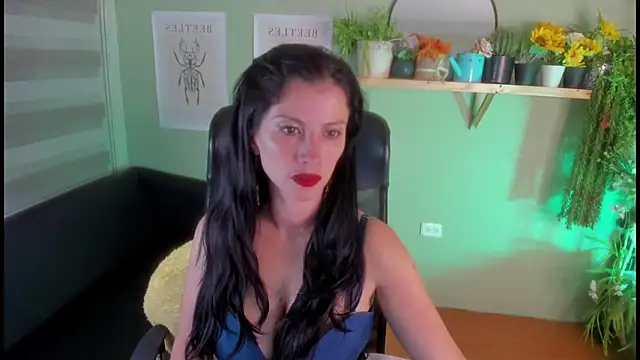 Snapshot of Aliiz_01 chatting on 23, 1, 2025 Aliiz 01 online show from 23, 1, 2025