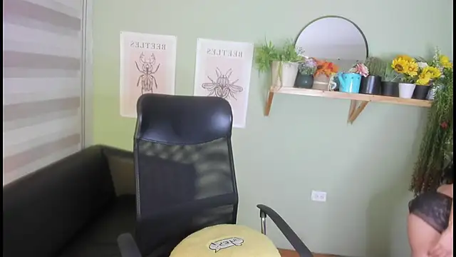 Snapshot of Aliiz_01 chatting on 6, 2, 2025 Aliiz 01 online show from 6, 2, 2025