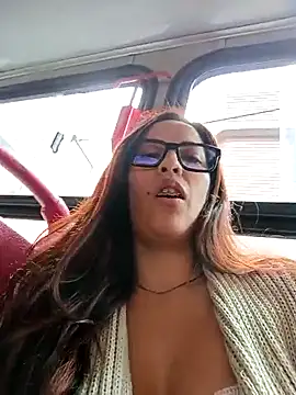 Snapshot of Lena-32 chatting on 20, 2, 2025 Lena-32 online show from 20, 2, 2025