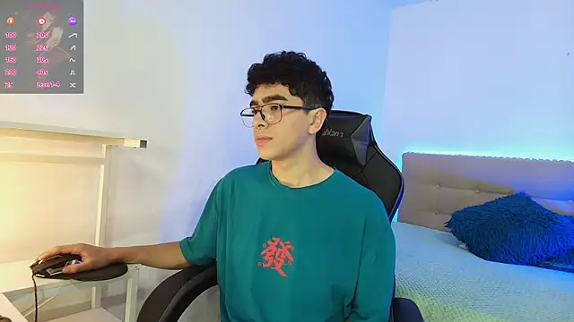 Snapshot of _nickconnor01 chatting on 16, 11, 2025 nickconnor01 online show from 16, 11, 2025