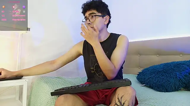 Snapshot of _nickconnor01 chatting on 21, 11, 2025 nickconnor01 online show from 21, 11, 2025