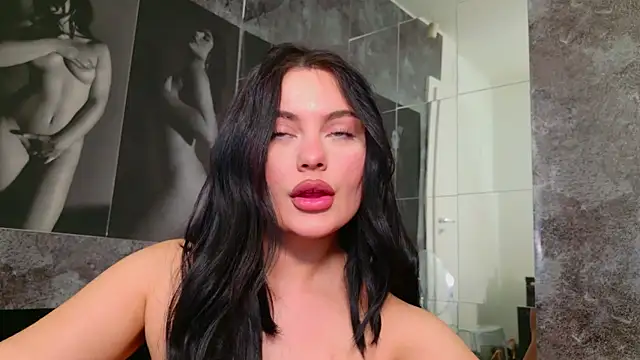 celia chanel online show from 3, 2, 2025