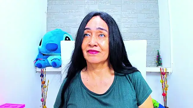 Snapshot of HorniestMilf chatting on 25, 9, 2025 HorniestMilf online show from 25, 9, 2025