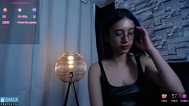 Snapshot of BellaOdisea chatting on 5, 2, 2025 BellaOdisea online show from 5, 2, 2025