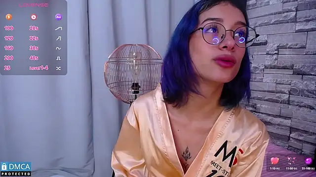 Snapshot of BellaOdisea chatting on 11, 3, 2025 BellaOdisea online show from 11, 3, 2025