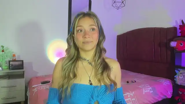 Snapshot of alisson_zafiro_ chatting on 17, 12, 2024 alisson zafiro online show from 17, 12, 2024