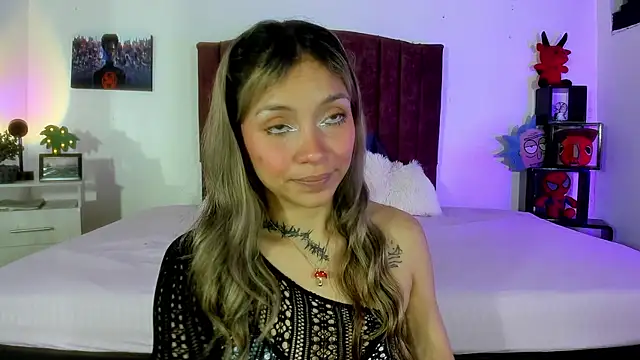 Snapshot of alisson_zafiro_ chatting on 15, 1, 2025 alisson zafiro online show from 15, 1, 2025