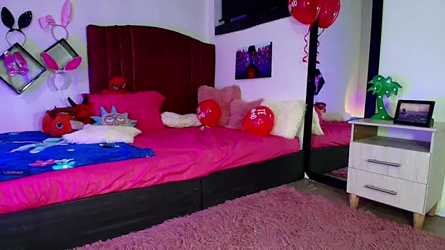 Snapshot of alisson_zafiro_ chatting on 18, 2, 2025 alisson zafiro online show from 18, 2, 2025