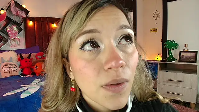 Snapshot of alisson_zafiro_ chatting on 9, 3, 2025 alisson zafiro online show from 9, 3, 2025