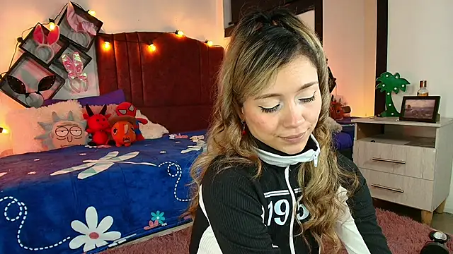 Snapshot of alisson_zafiro_ chatting on 9, 3, 2025 alisson zafiro online show from 9, 3, 2025