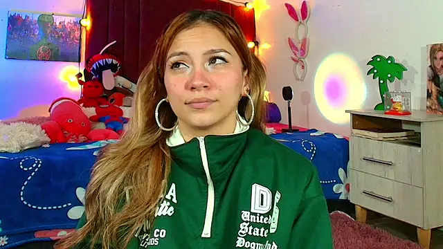 Snapshot of alisson_zafiro_ chatting on 10, 9, 2025 alisson zafiro online show from 10, 9, 2025