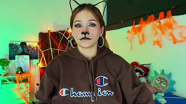 Snapshot of alisson_zafiro_ chatting on 27, 10, 2025 alisson zafiro online show from 27, 10, 2025