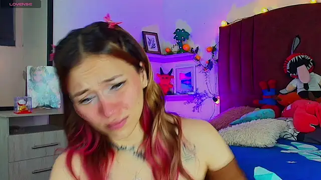 Snapshot of alisson_zafiro_ chatting on 15, 11, 2025 alisson zafiro online show from 15, 11, 2025