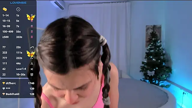 Snapshot of Lil_Amelie chatting on 14, 12, 2024 Lil Amelie online show from 14, 12, 2024