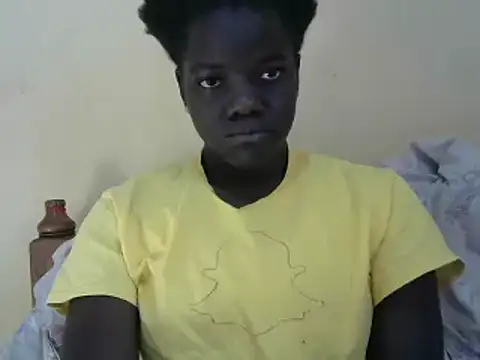 Snapshot of Sweet_chico2 chatting on 9, 12, 2024 Sweet chico2 online show from 9, 12, 2024