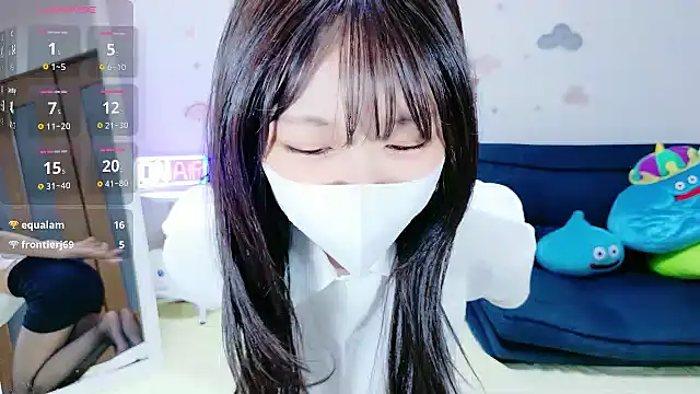 Snapshot of _Iroha_99 chatting on 9, 9, 2025 Iroha 99 online show from 9, 9, 2025