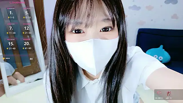 Snapshot of _Iroha_99 chatting on 12, 9, 2025 Iroha 99 online show from 12, 9, 2025