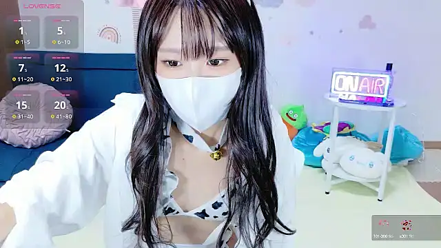 Snapshot of _Iroha_99 chatting on 21, 9, 2025 Iroha 99 online show from 21, 9, 2025