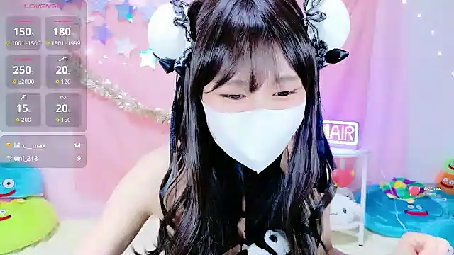 Snapshot of _Iroha_99 chatting on 12, 10, 2025 Iroha 99 online show from 12, 10, 2025