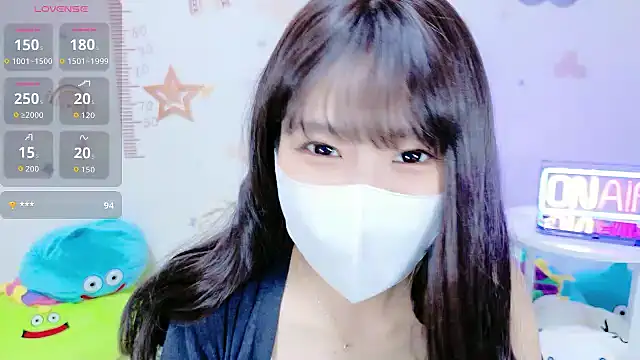 Snapshot of _Iroha_99 chatting on 21, 10, 2025 Iroha 99 online show from 21, 10, 2025