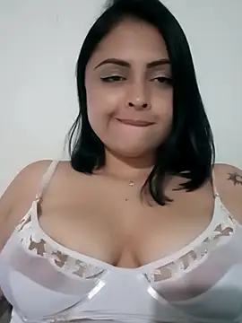 Snapshot of MelannyBell chatting on 14, 12, 2024 MelannyBell online show from 14, 12, 2024