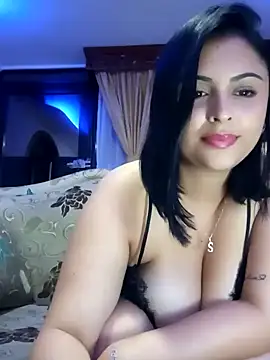 Snapshot of MelannyBell chatting on 25, 1, 2025 MelannyBell online show from 25, 1, 2025