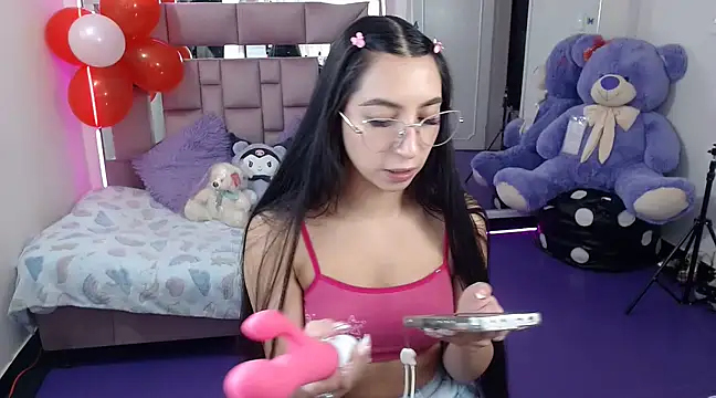 Snapshot of AriadnaCappelletty chatting on 6, 3, 2025 AriadnaCappelletty online show from 6, 3, 2025