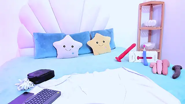 Snapshot of Lizzie_Williams_ chatting on 19, 9, 2025 Lizzie Williams online show from 19, 9, 2025