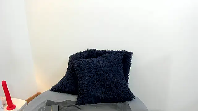 Snapshot of Lizzie_Williams_ chatting on 27, 11, 2025 Lizzie Williams online show from 27, 11, 2025