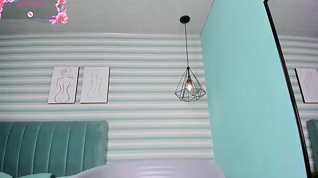 Snapshot of goddess_kianna chatting on 21, 11, 2025 goddess kianna online show from 21, 11, 2025