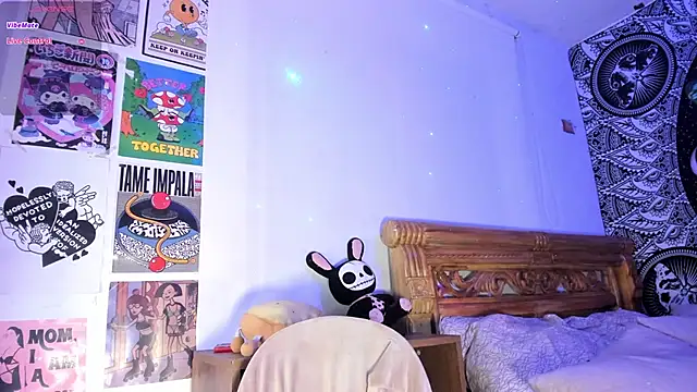 yourrosenrot online show from 3, 10, 2025