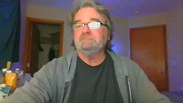 Snapshot of Doherty10 chatting on 5, 12, 2025 Doherty10 online show from 5, 12, 2025