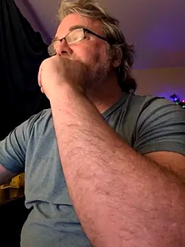 Snapshot of Doherty10 chatting on 19, 12, 2025 Doherty10 online show from 19, 12, 2025