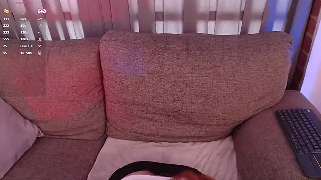 lia huan online show from 22, 3, 2025