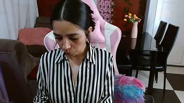 kendall all4u online show from 3, 4, 2026