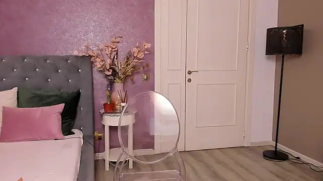 Snapshot of CarlaReysX chatting on 9, 3, 2025 CarlaReysX online show from 9, 3, 2025