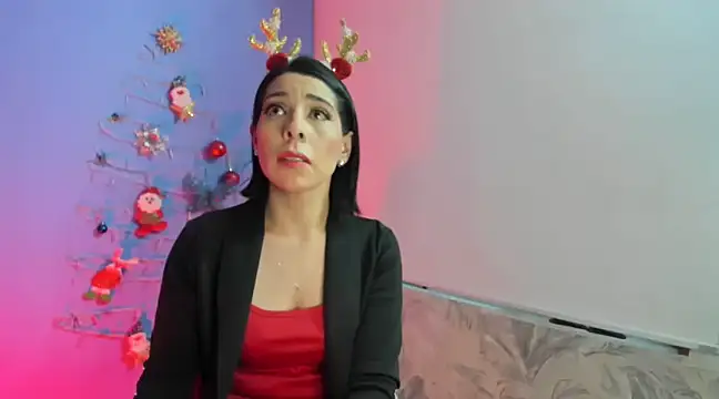 Snapshot of AdelleLennox_cg chatting on 29, 12, 2024 AdelleLennox cg online show from 29, 12, 2024