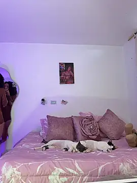 pretty pettite online show from 28, 3, 2026