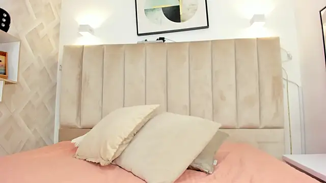 Snapshot of Anniie_Queen chatting on 13, 2, 2026 Anniie Queen online show from 13, 2, 2026