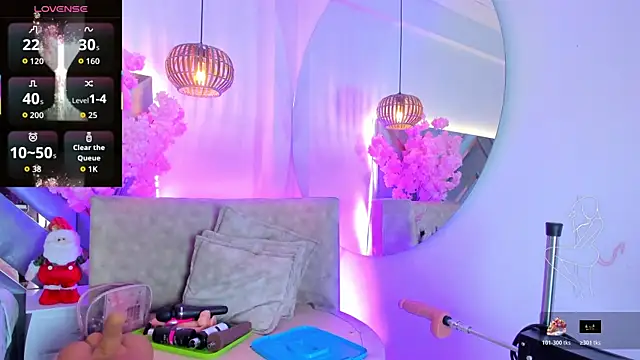 Snapshot of LiaaGenner chatting on 28, 11, 2025 LiaaGenner online show from 28, 11, 2025