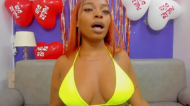 Snapshot of ShantalGomes chatting on 12, 2, 2026 ShantalGomes online show from 12, 2, 2026