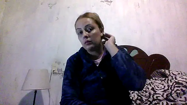 Snapshot of Samanthat33 chatting on 24, 9, 2025 Samanthat33 online show from 24, 9, 2025