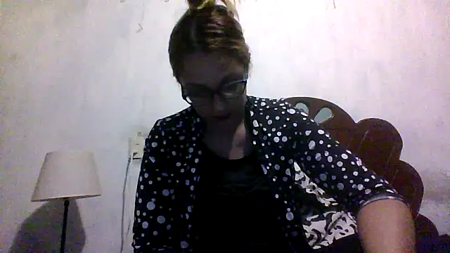 Samanthat33 online show from 13, 11, 2025