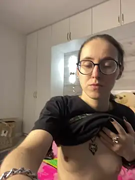 MartiniiSelenna online show from 28, 5, 2026