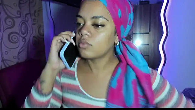 Snapshot of ladyrd1 chatting on 16, 9, 2025 ladyrd1 online show from 16, 9, 2025