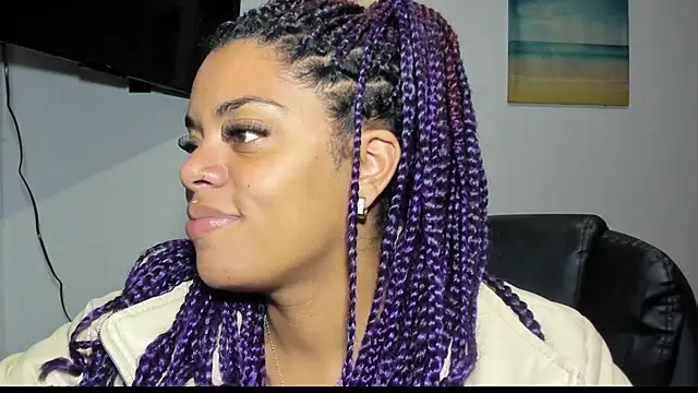 Snapshot of ladyrd1 chatting on 4, 10, 2025 ladyrd1 online show from 4, 10, 2025