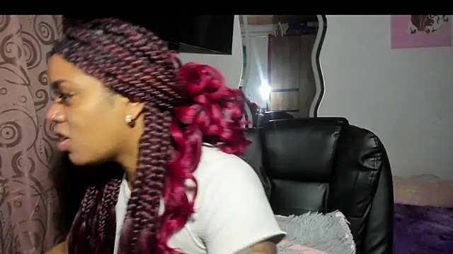 Snapshot of ladyrd1 chatting on 3, 12, 2025 ladyrd1 online show from 3, 12, 2025